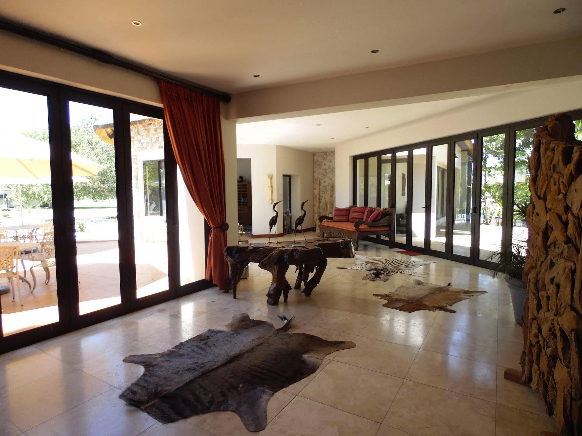 La Rochelle Lodge أوكاوكويجو المظهر الخارجي الصورة