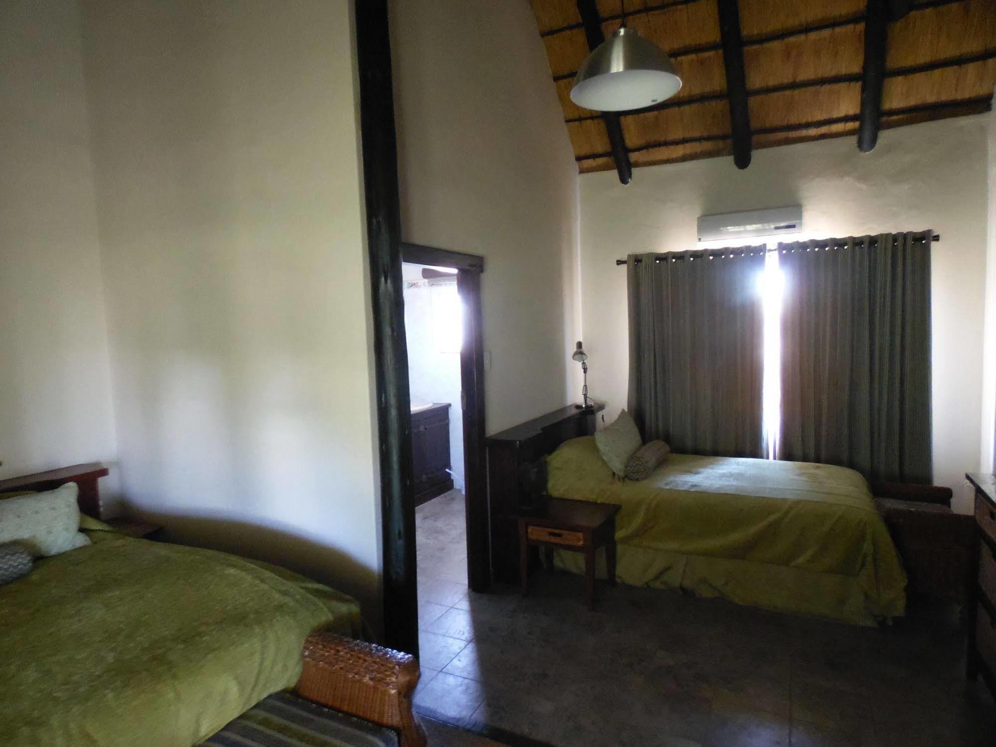 La Rochelle Lodge أوكاوكويجو المظهر الخارجي الصورة